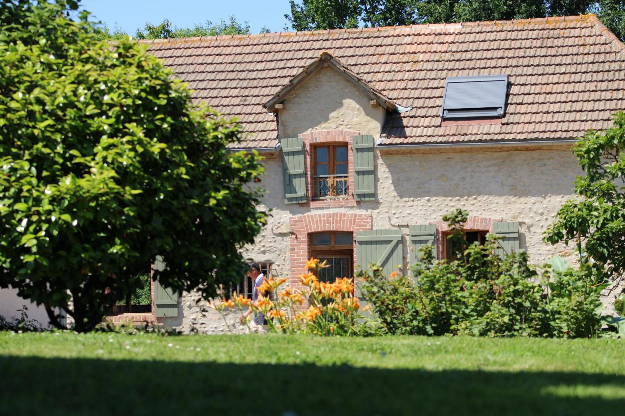 Ecogite Rural La Cle Des Champs Peyrelongue-Abos Camera foto